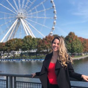 Meet your Posher, Noémie